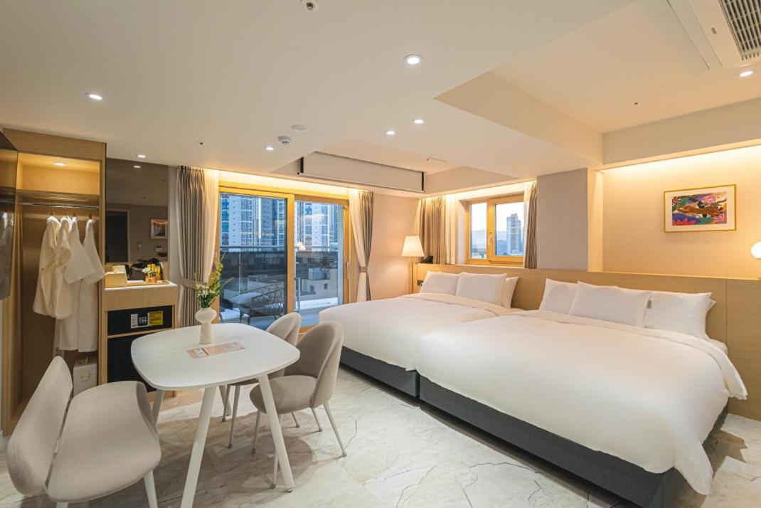 Asherah Villa D' Aqua Hotel Gimhae Экстерьер фото